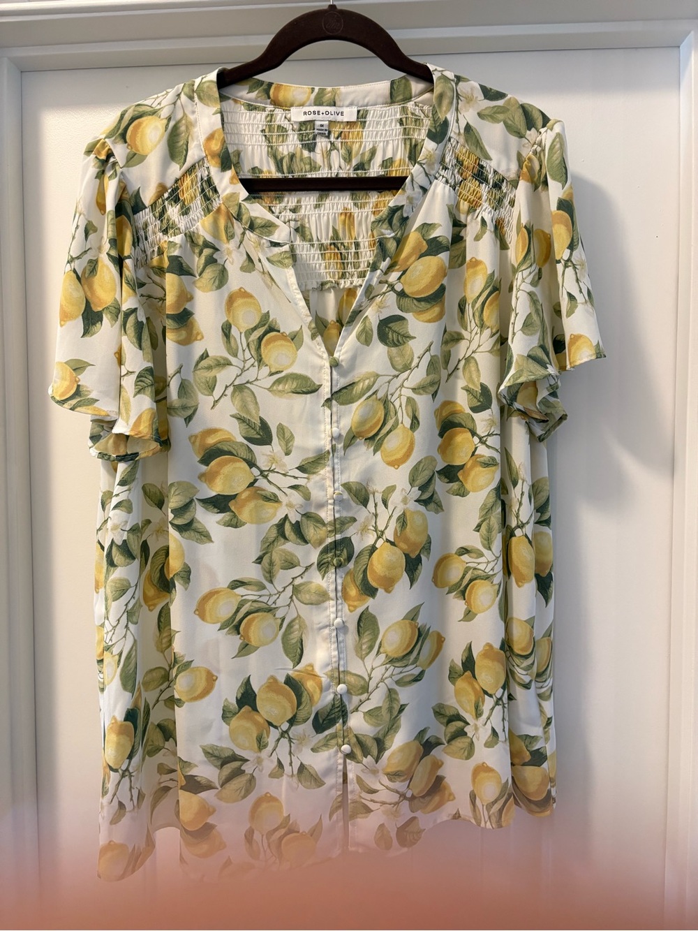 Rose & Olive Lemon Print Short Sleeve Blouse Size 1X Flutter Sleeves